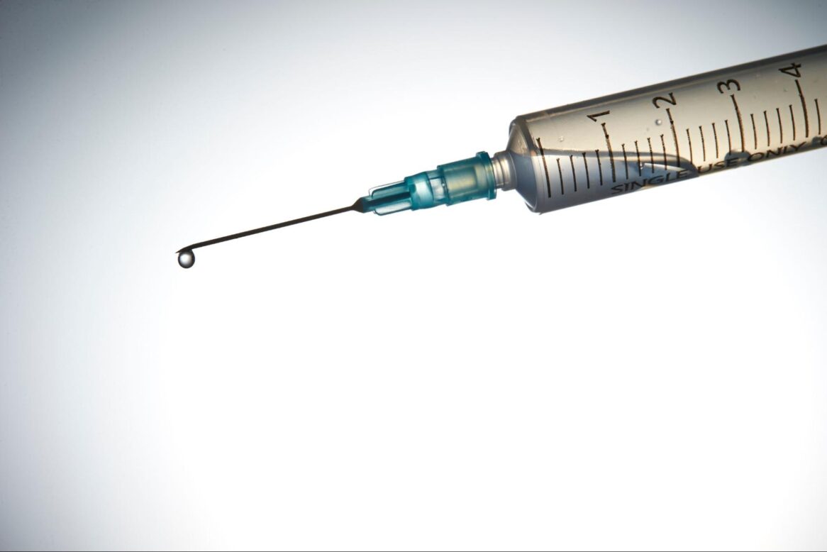 ヒアルロン酸 眉間