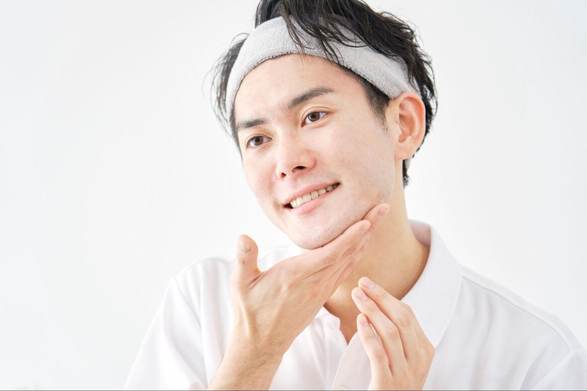 ヒアルロン酸注射後のマッサージはNG？移動・吸収リスクやいつから可能なのかを解説