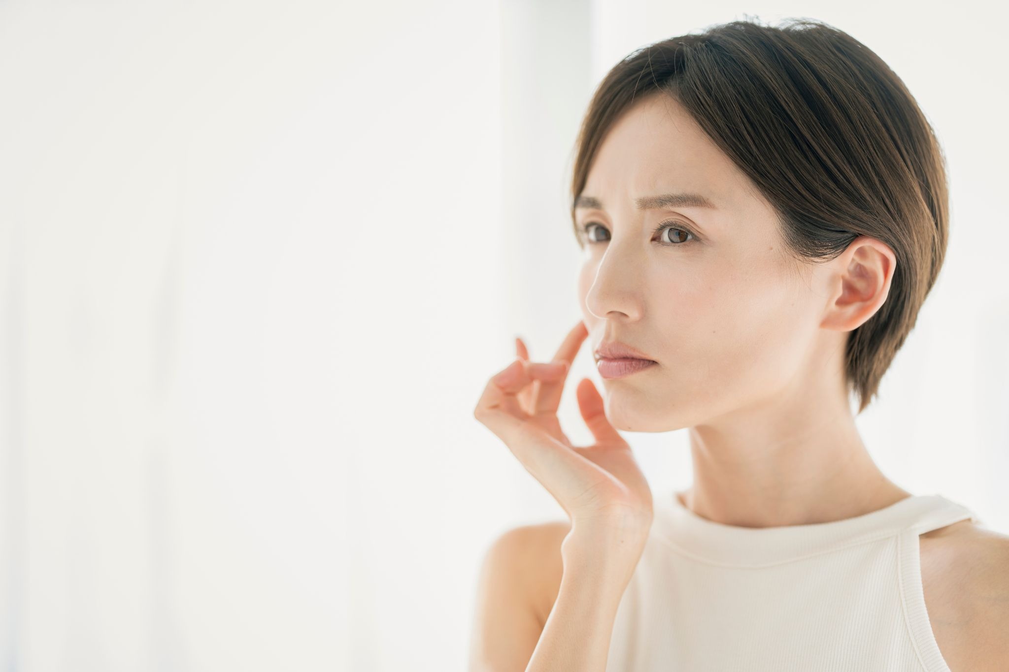 ほうれい線を気にしている女性